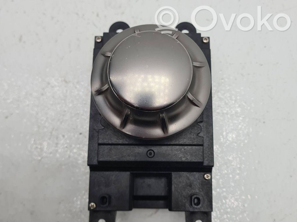 Head unit multimedia control   6944884,0750KAI01,H06SW0C