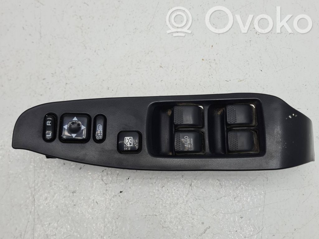 Electric window control switch   83071AE020,1179