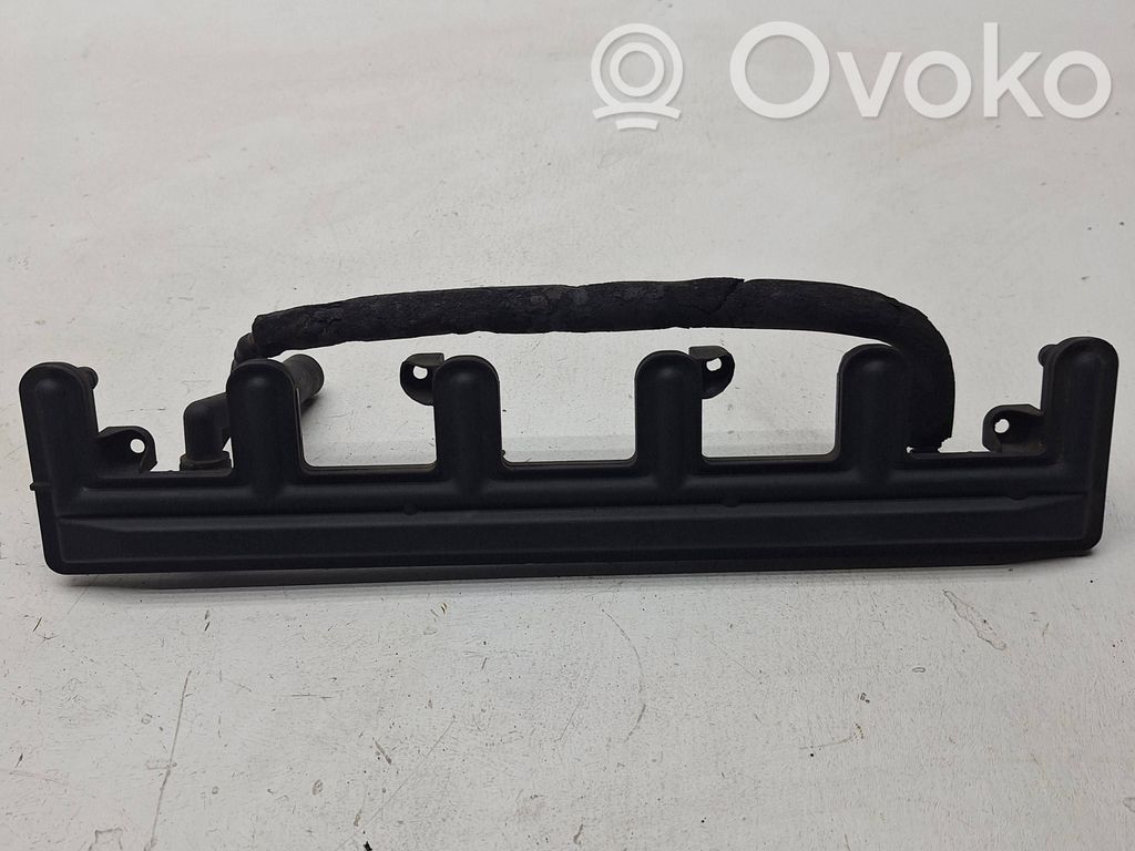 Fuel main line pipe   1440318