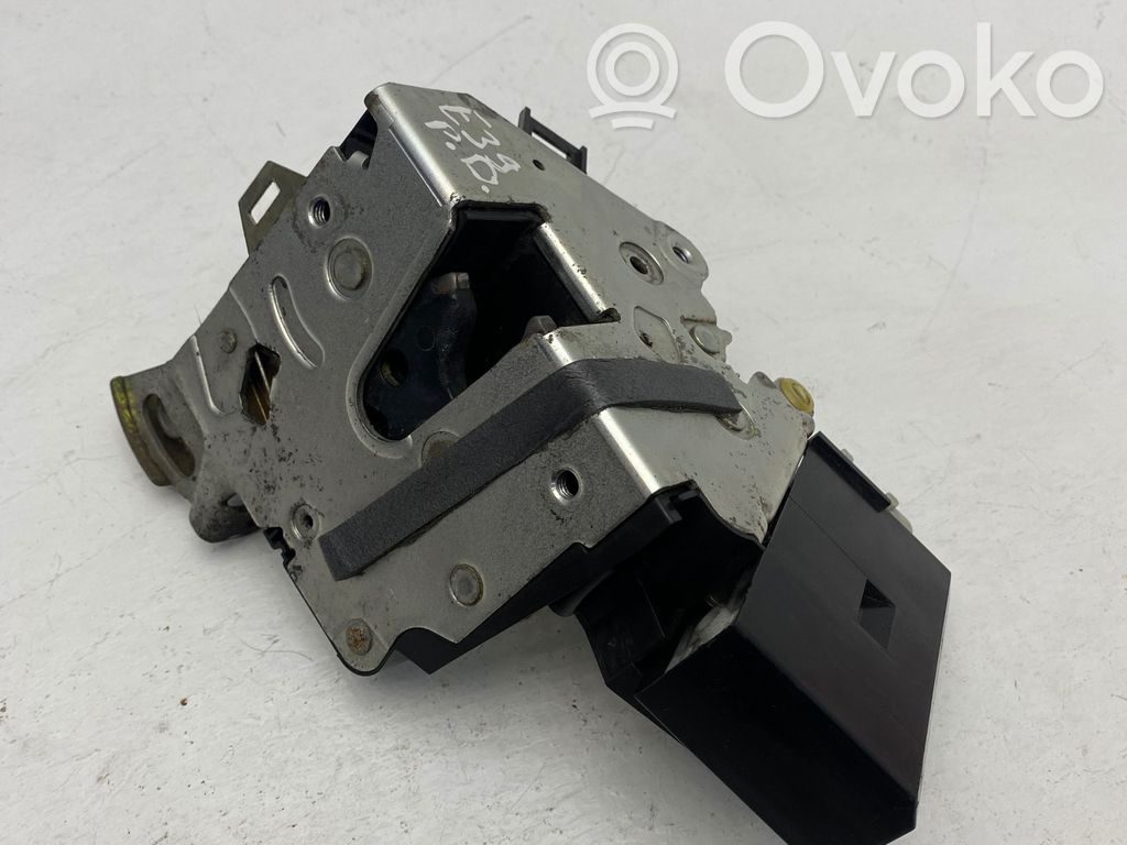 BMW 5 E39 Front door lock 