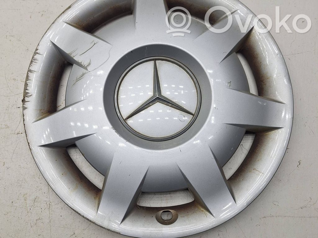 Mercedes-Benz E W124 R16 wheel hub/cap/trim 