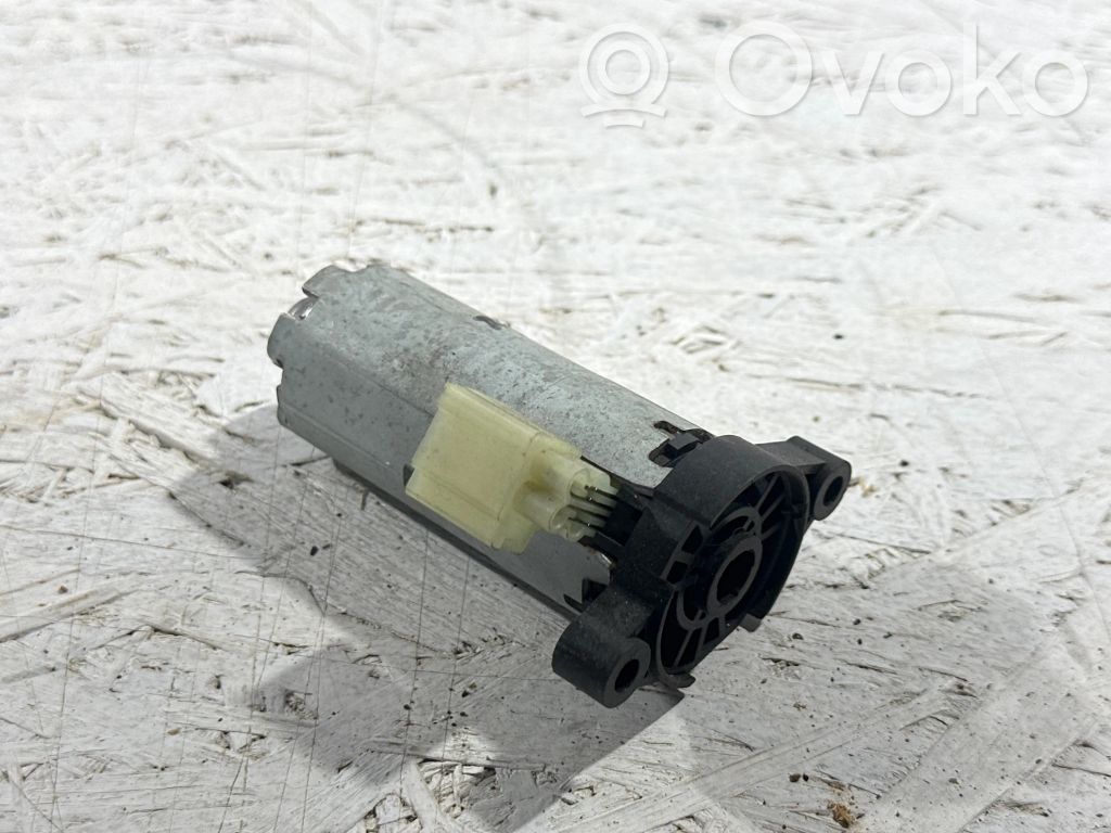 BMW 5 G30 G31 G38 Silniczek regulacji fotela 