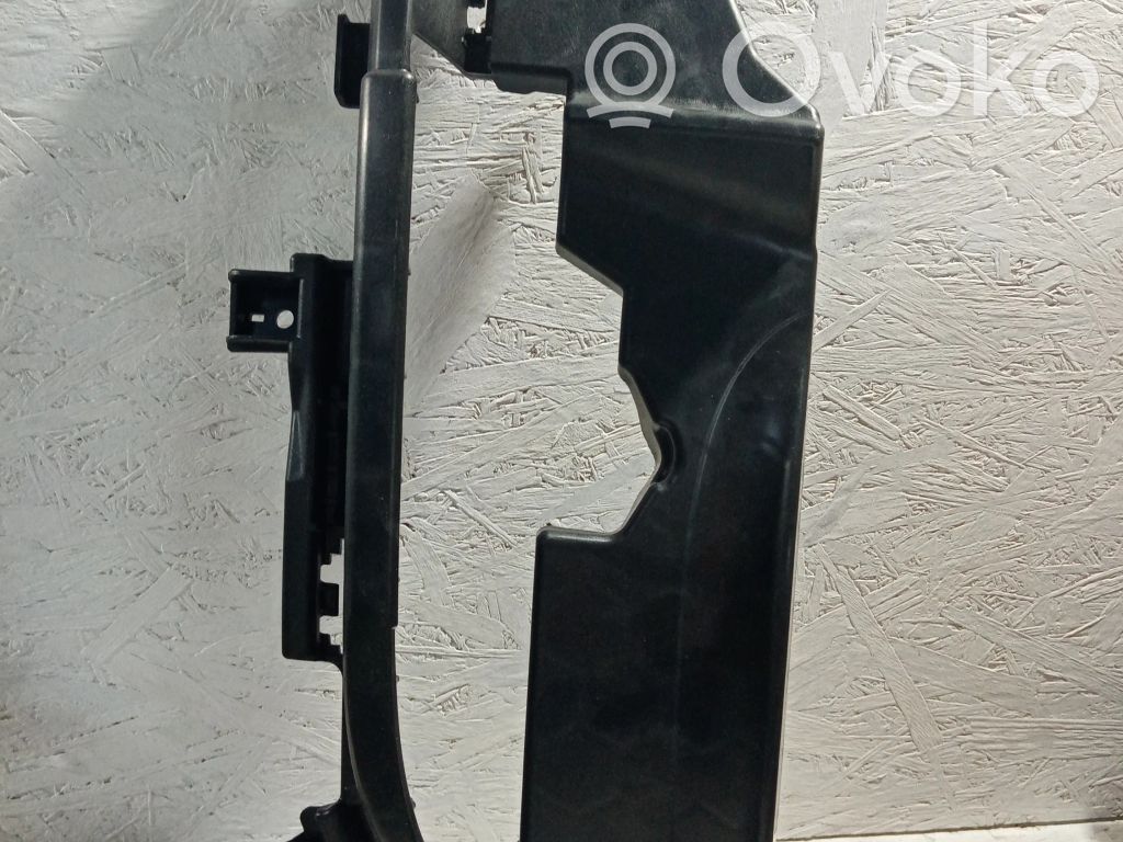 Toyota RAV 4 (XA30) Bumper support mounting bracket corner 