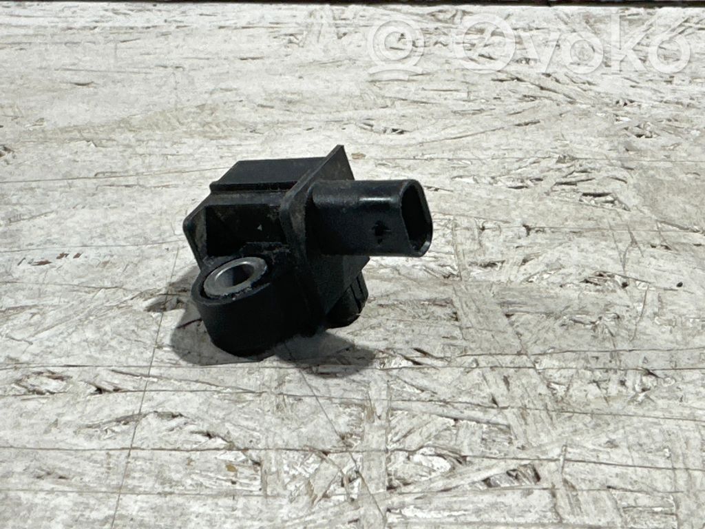 Mercedes-Benz C W205 Airbag deployment crash/impact sensor 
