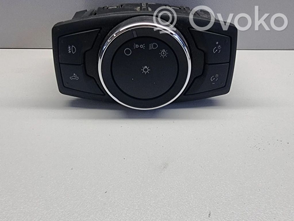 Light switch   FL3T13D061BBW,170078701,150620