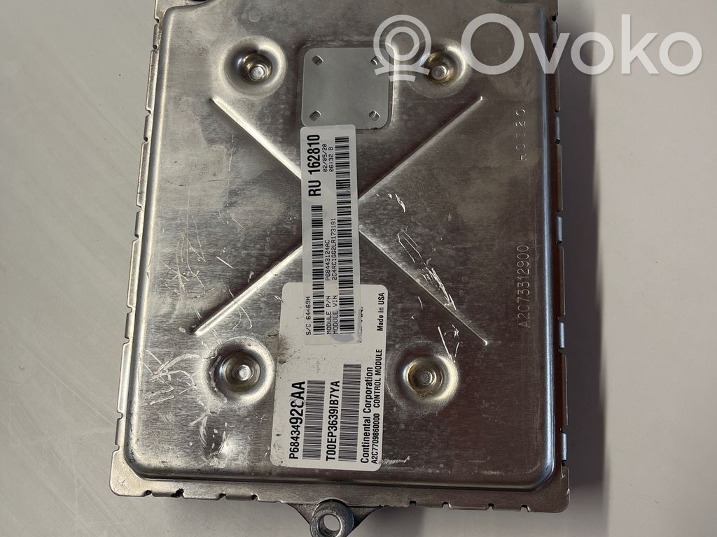 Unidad de control/módulo del motor   P68434928AA,T00EP36391B7PA