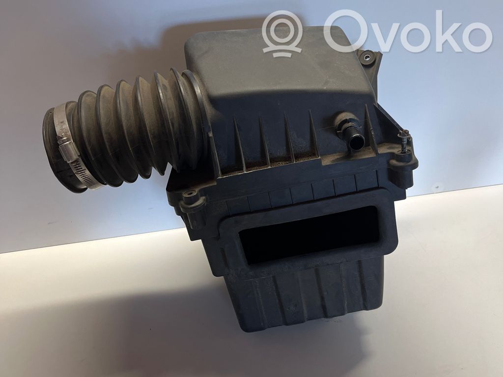 Air filter box   68188641AA,72142849,02802142