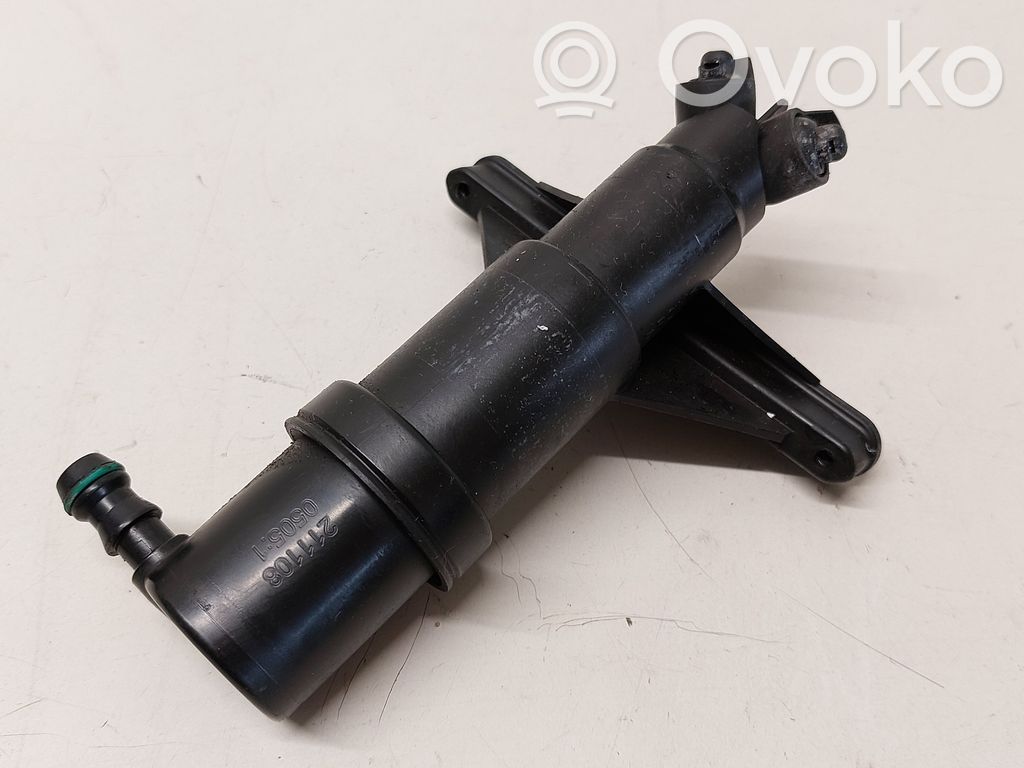 Headlight washer spray nozzle   211108