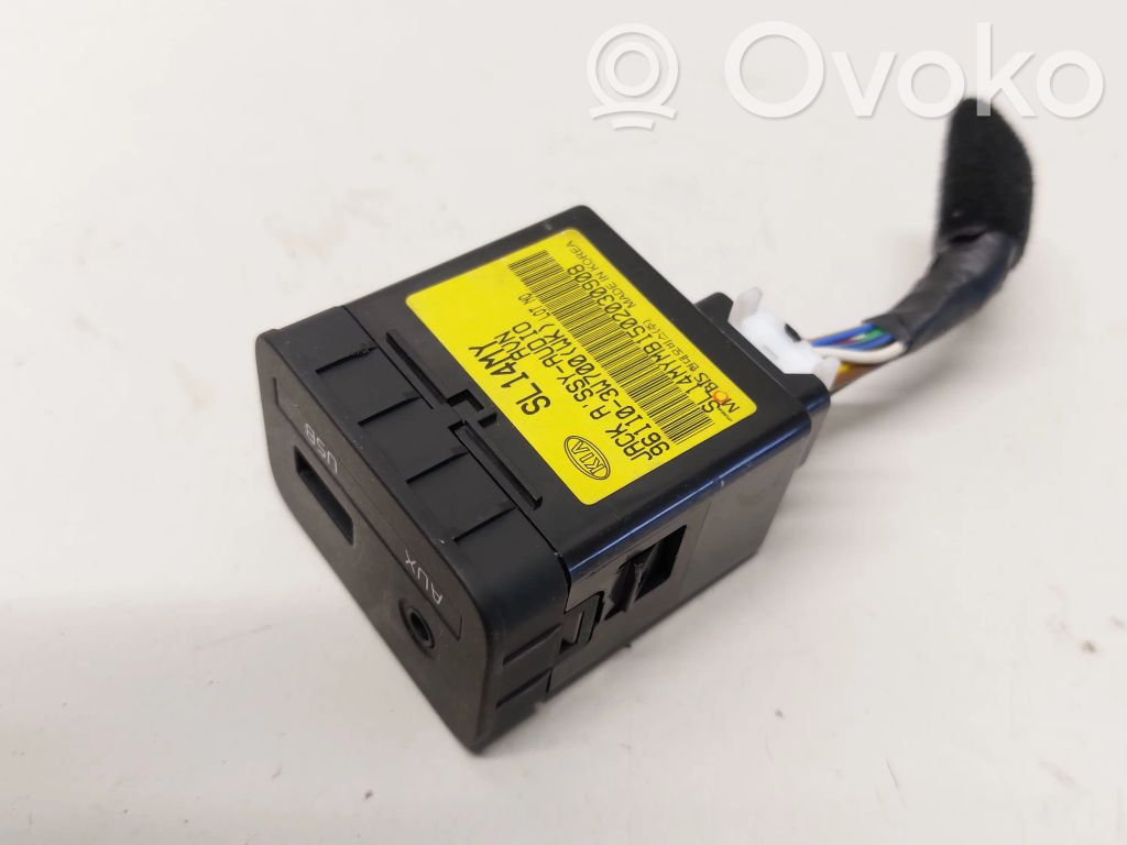 KIA Sportage Gniazdo / Złącze USB 