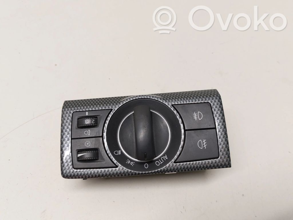Light switch   96672895