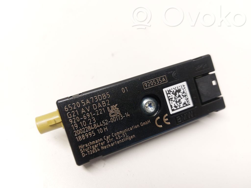BMW 3 G20 G21 Antenos stiprintuvas 