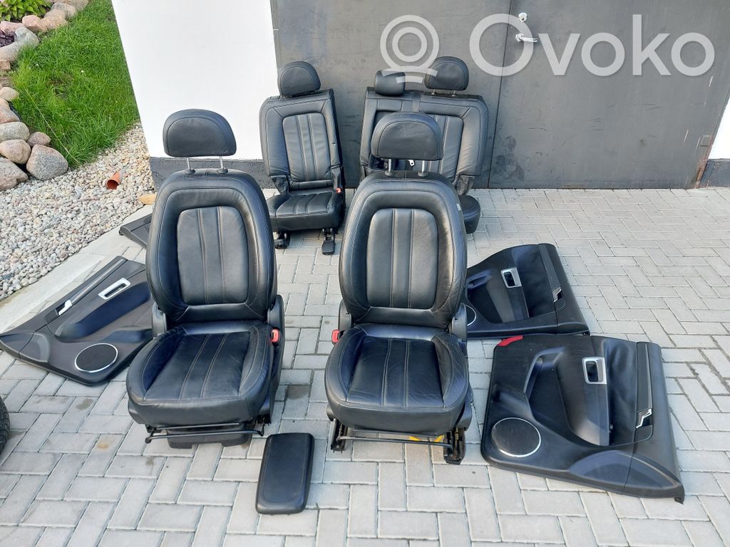 Seat set