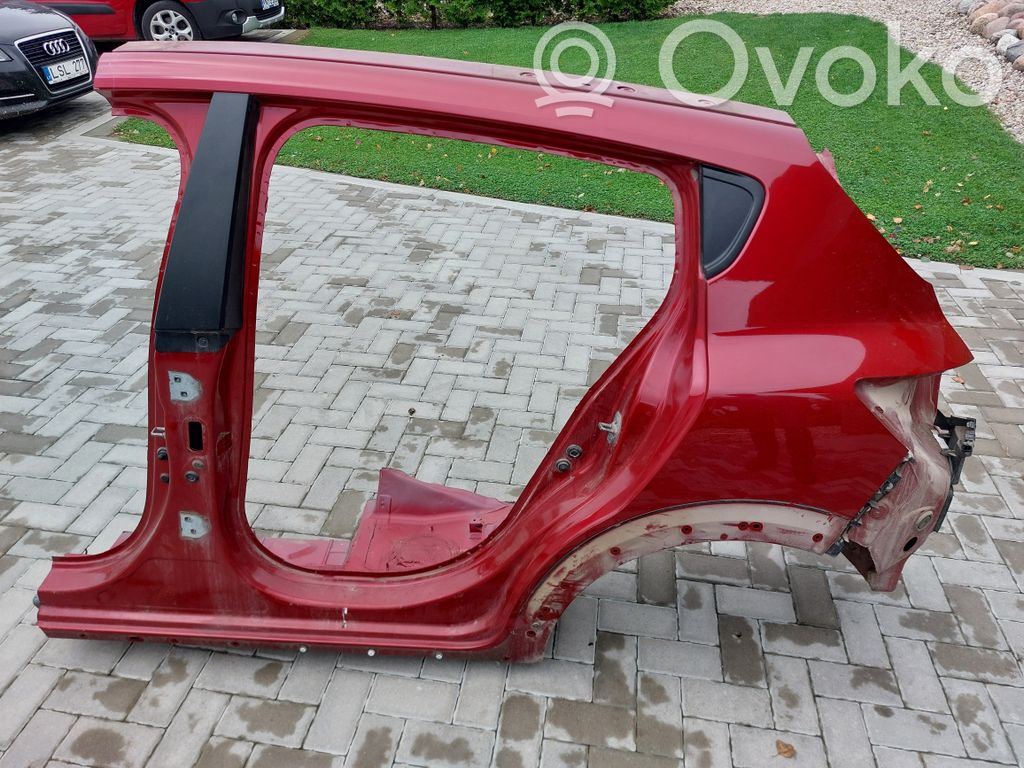 Panel lateral trasero