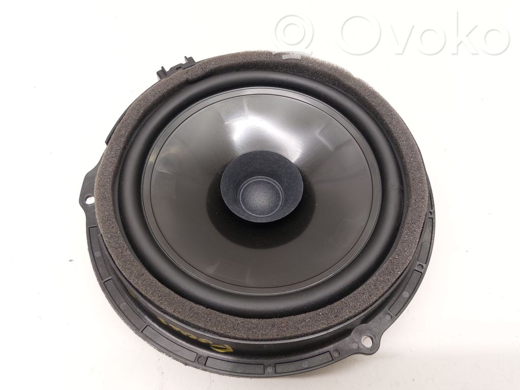 Ford Focus Rear door speaker 