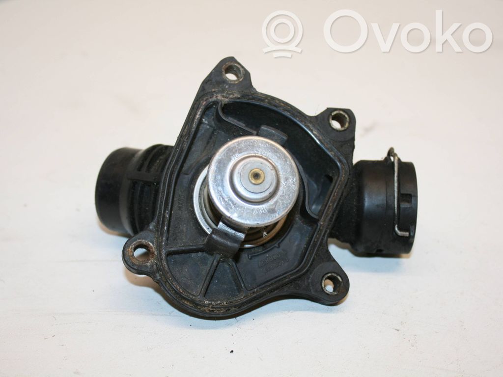 BMW 5 E60 E61 Termostaatin kotelo 