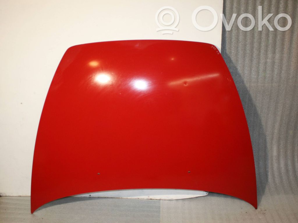 Volvo V50 Konepelti 