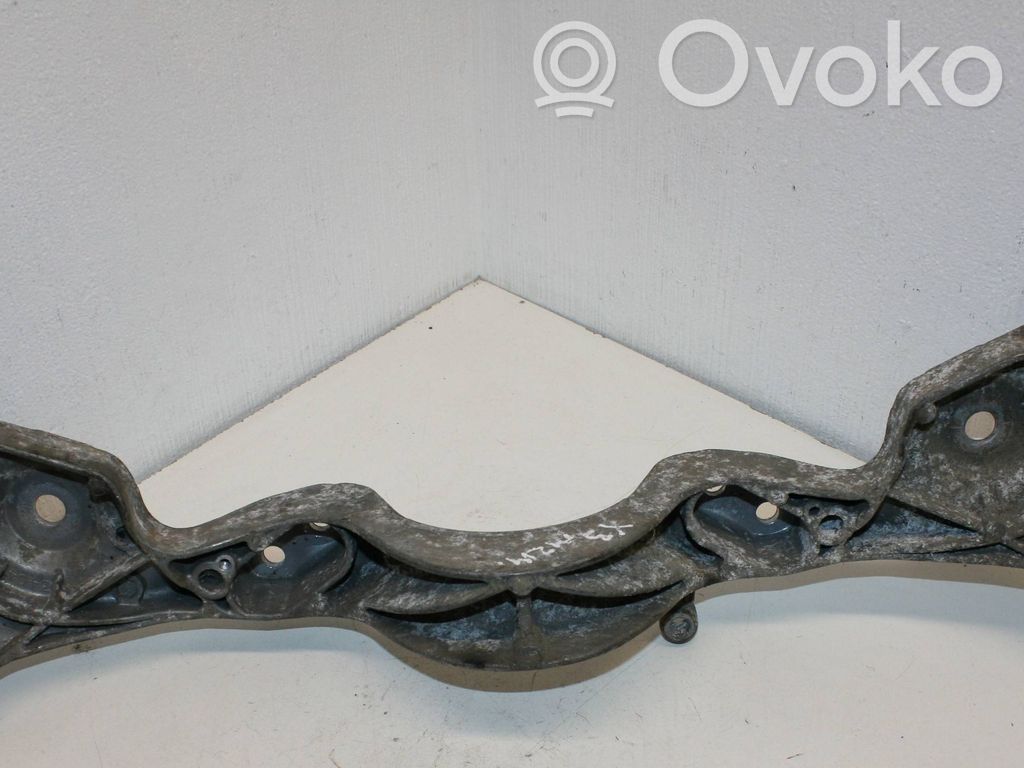 BMW X3 E83 Engine mounting bracket 