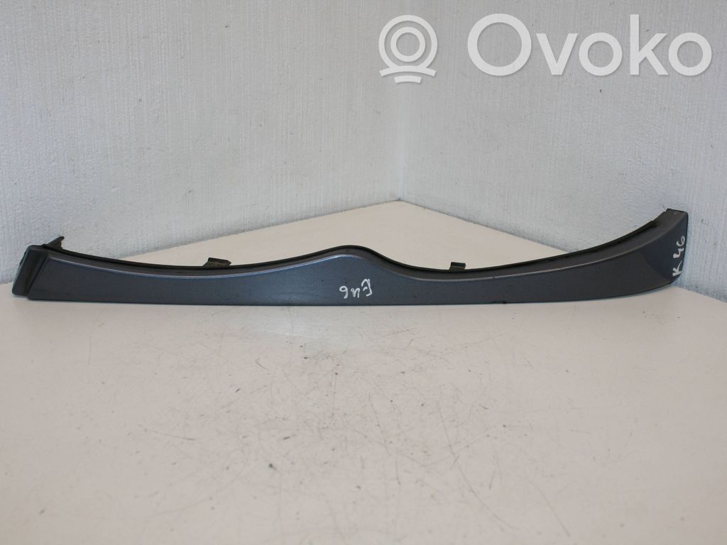 BMW 3 E46 Ajovalon valaisimen alalista 