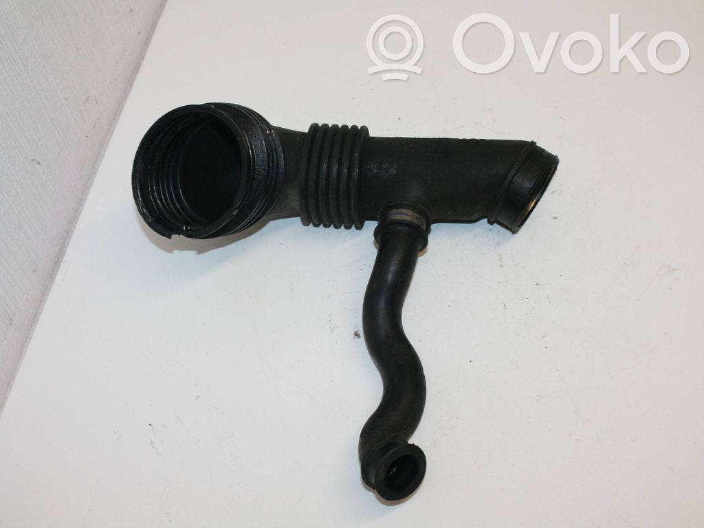 Ford Focus Manguera/tubo de admisión turbo del aire 