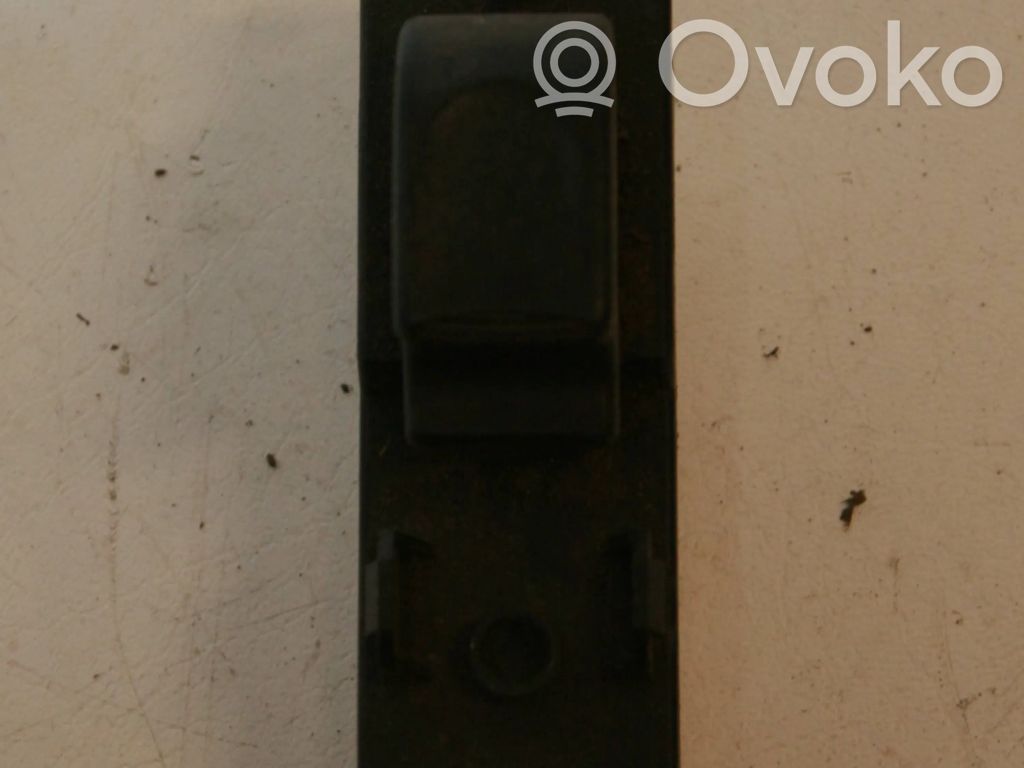 Przyciski szyb   8971221021,04110