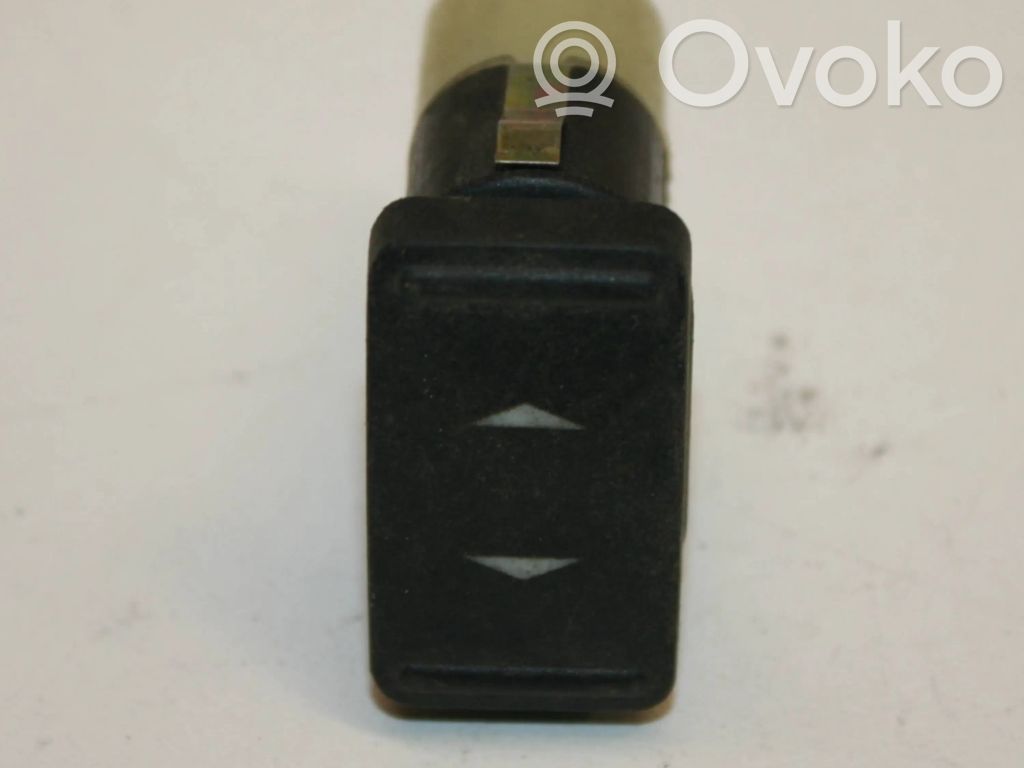 Ford Focus Interruptor del elevalunas eléctrico 