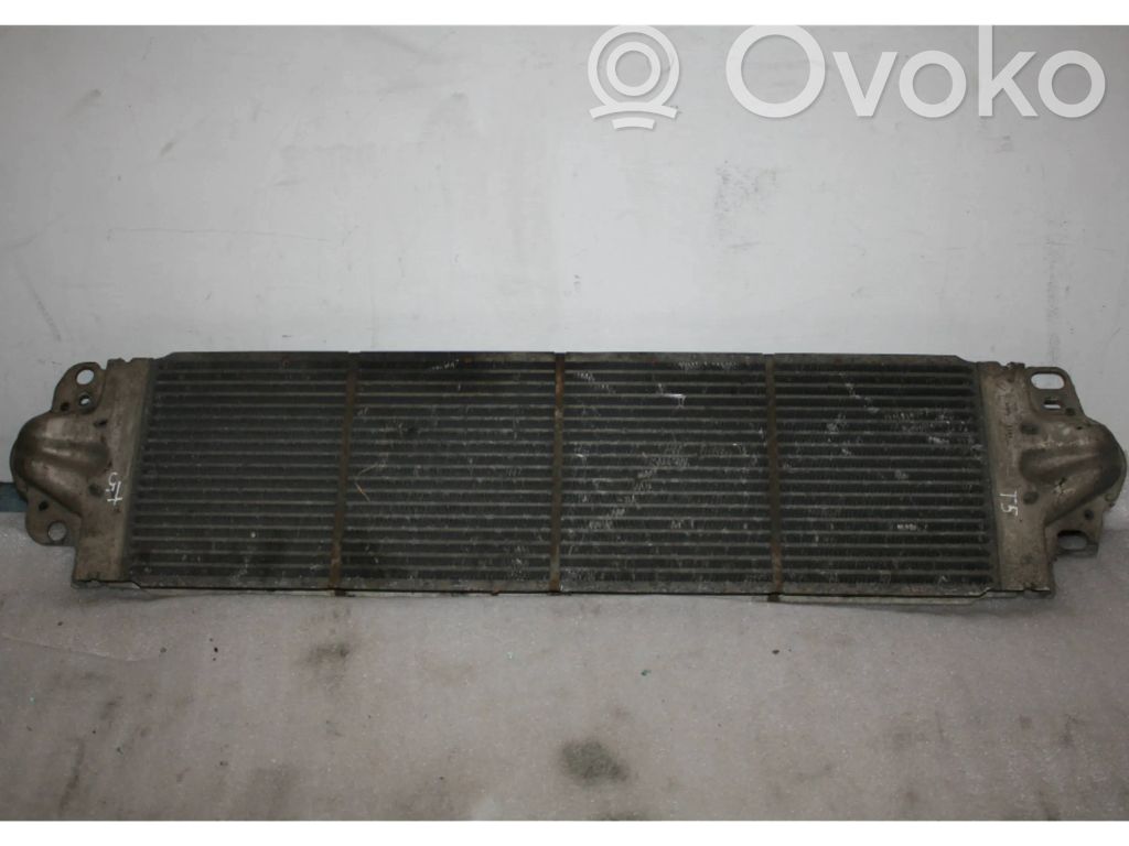 Volkswagen Transporter - Caravelle T5 Dzesēšanas šķidruma radiators 