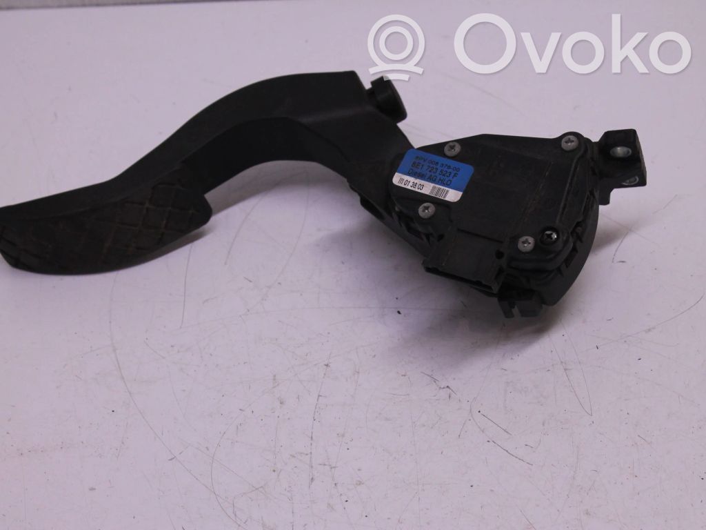Audi A4 S4 B6 8E 8H Kaasupoljin 