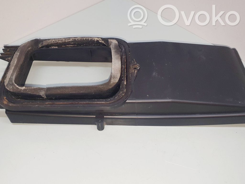 Volkswagen PASSAT B5 Obudowa / Osłona mikrofiltra kabinowego 