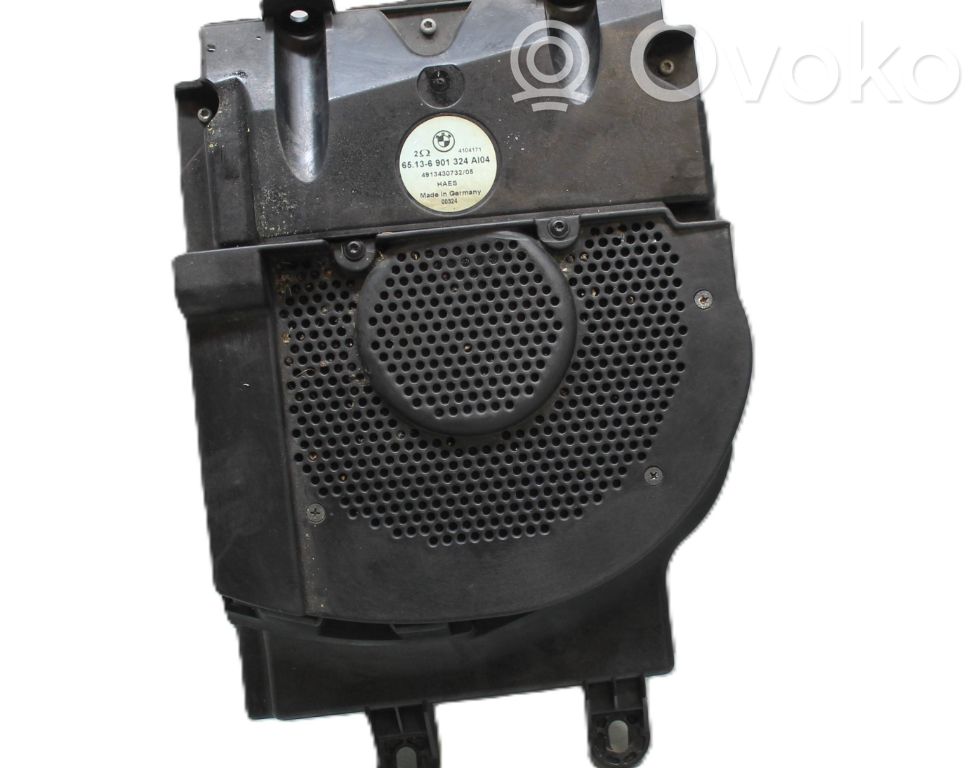 BMW 7 E65 E66 Subwoofer 