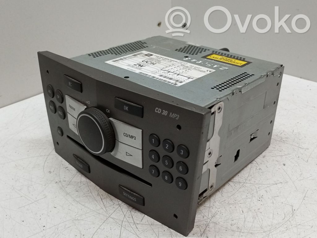 Opel Zafira B Radio/CD/DVD/GPS-pääyksikkö 