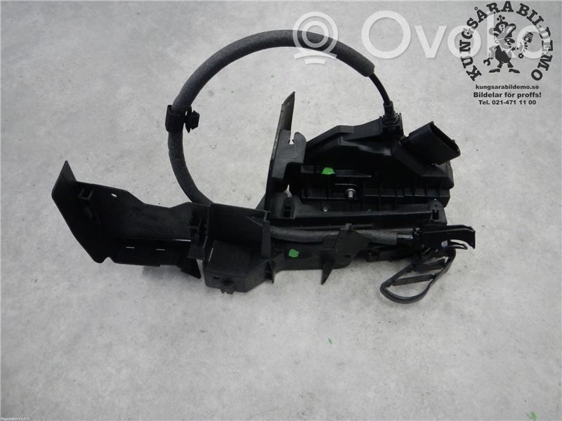 Ford Focus Front door lock 