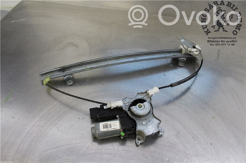 Nissan Navara D40 Front door window regulator with motor 