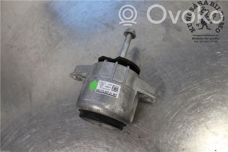 Porsche Panamera (970) Engine mount bracket 