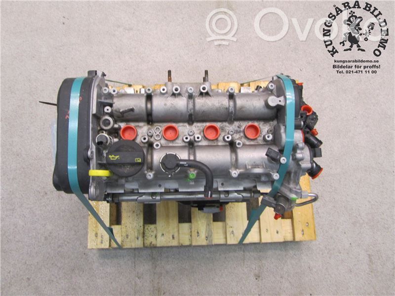 Moottori   04E100033R,CZCA