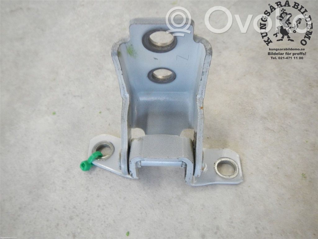 Mazda 3 III Front door upper hinge 