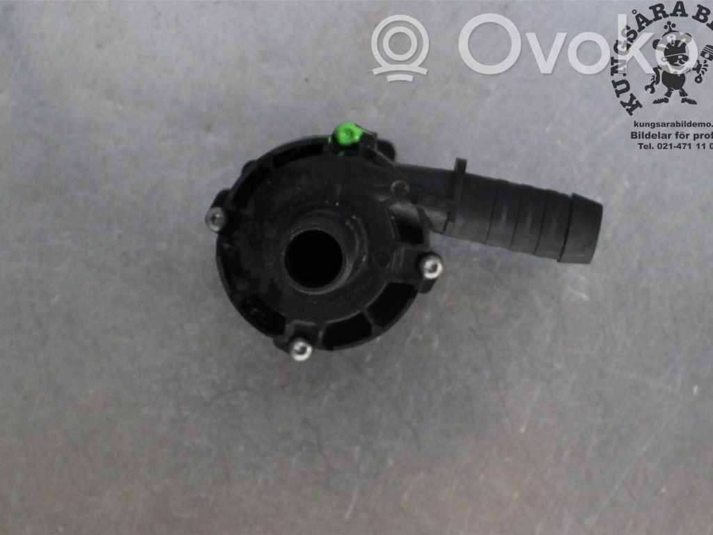 Electric auxiliary coolant/water pump   2366634,KK2118D473BD,KK2118D473BD