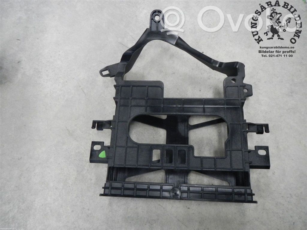 Audi A3 8Y Cadre, panneau d'unité radio / GPS 
