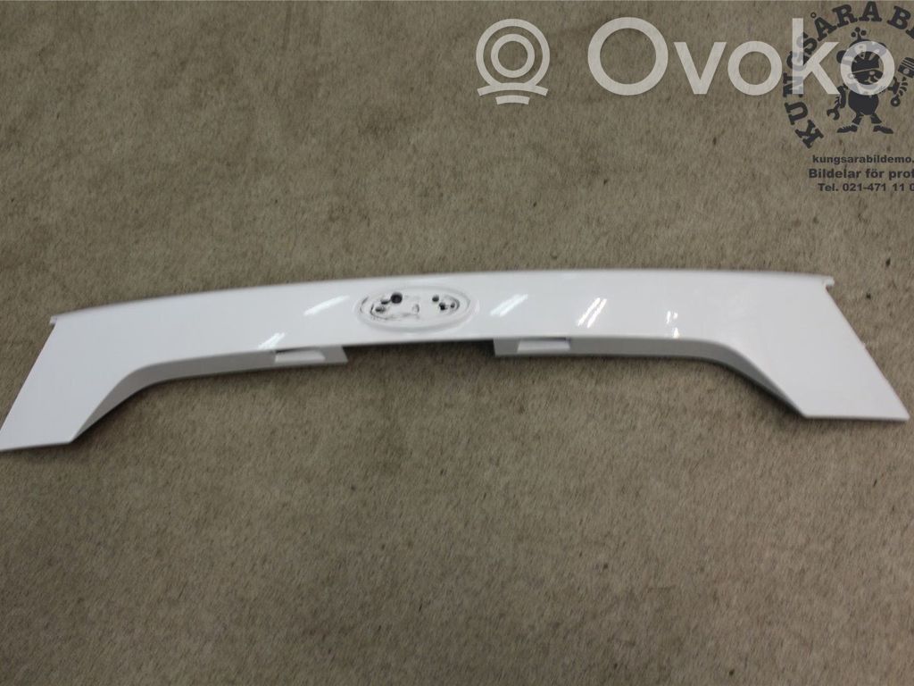 Ford Kuga II Tailgate trim 