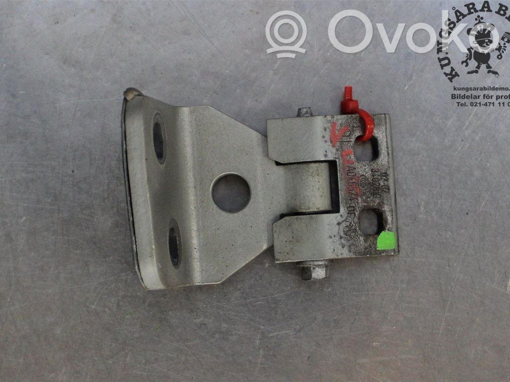 BMW X3 E83 Front door upper hinge 