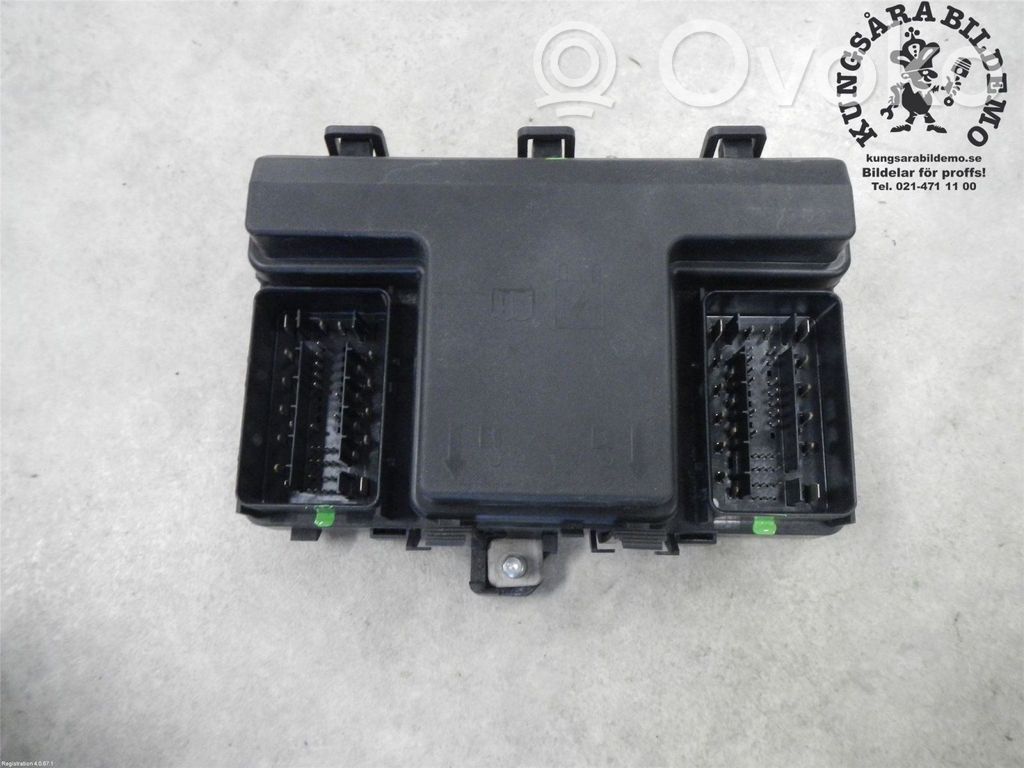 Ford Mondeo MK V Fuse module 