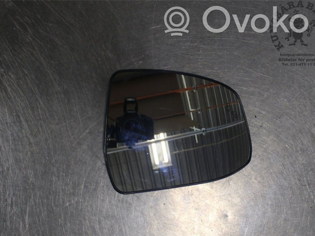 Ford Focus Vidrio del espejo lateral 