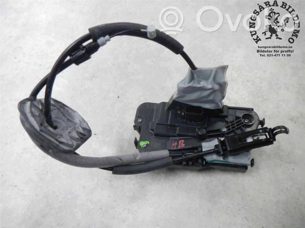 Ford Focus Aizmugurē slēdzene 