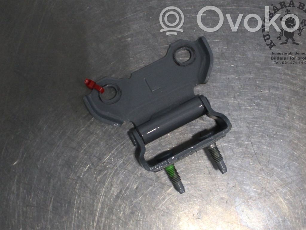 Toyota Corolla E210 E21 Tailgate/trunk/boot hinge 