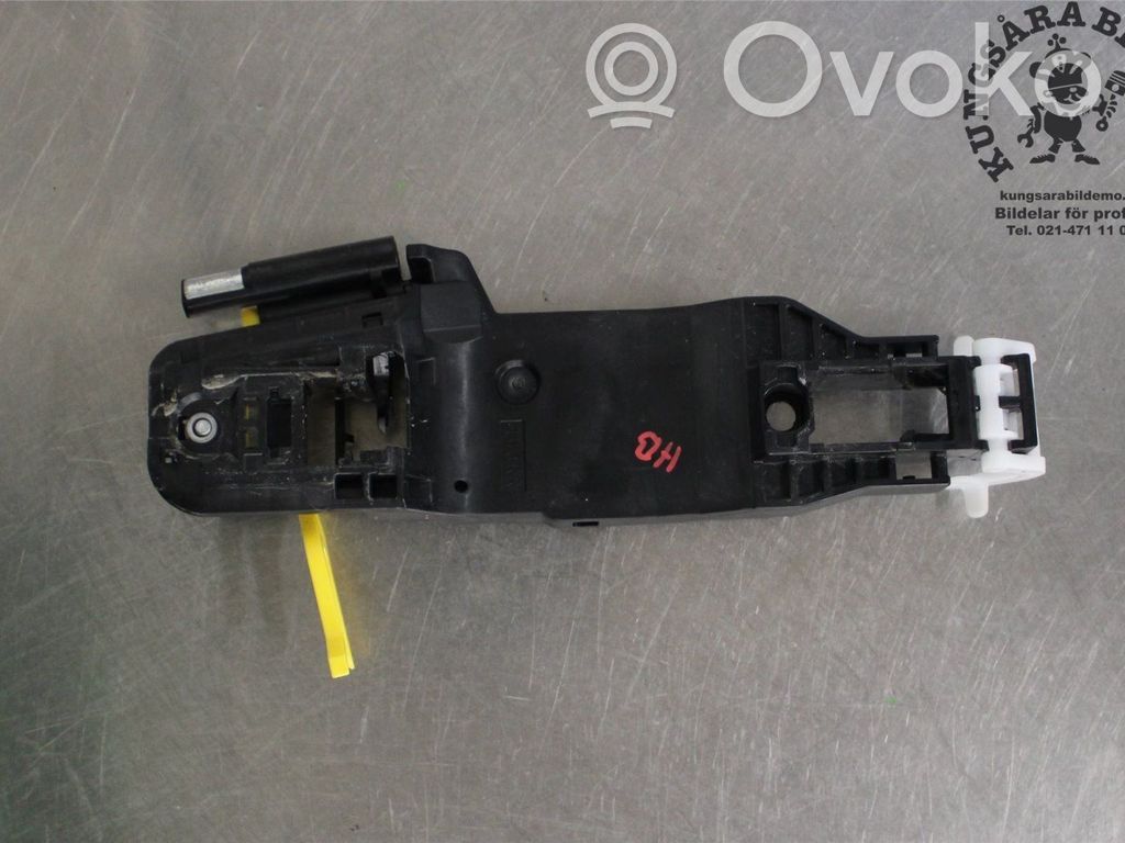 Toyota Yaris XP210 Klamka zewnętrzna drzwi przednich 