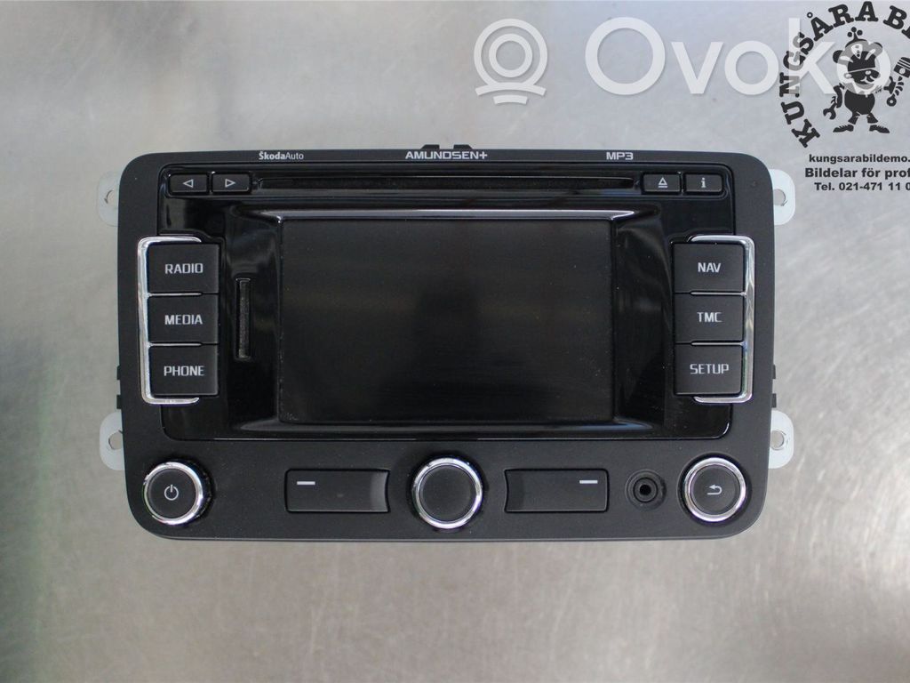 Skoda Octavia Mk2 (1Z) Panel / Radioodtwarzacz CD/DVD/GPS 