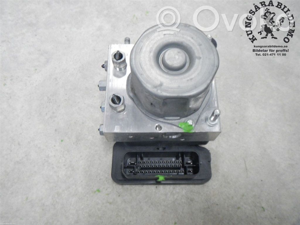 Nissan X-Trail T32 Bomba de ABS 