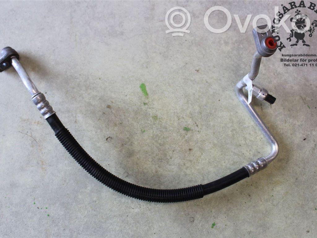 Ford Focus Ilmastointilaitteen putki (A/C) 