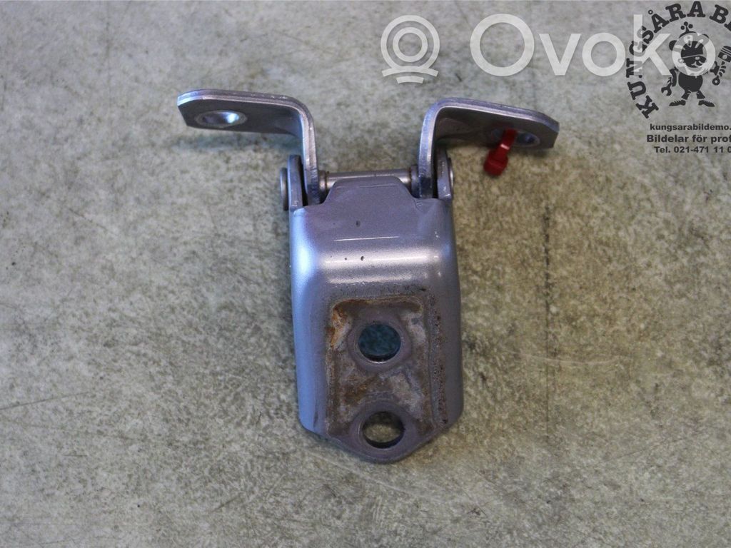 Mazda 6 Front door lower hinge 