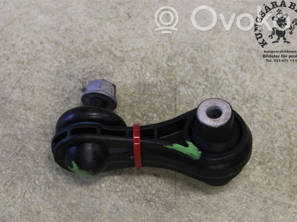 Audi A3 8Y Mocowanie stabilizatora osi tylnej 