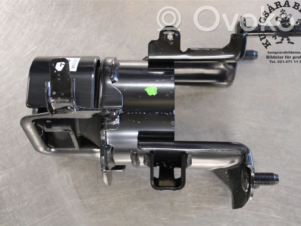 Toyota RAV 4 (XA50) Engine mounting bracket 